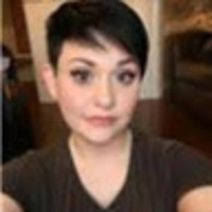 Meet your Posher, Aly